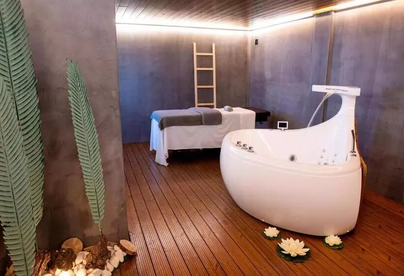 Отель Cristal Vieira Praia & Spa