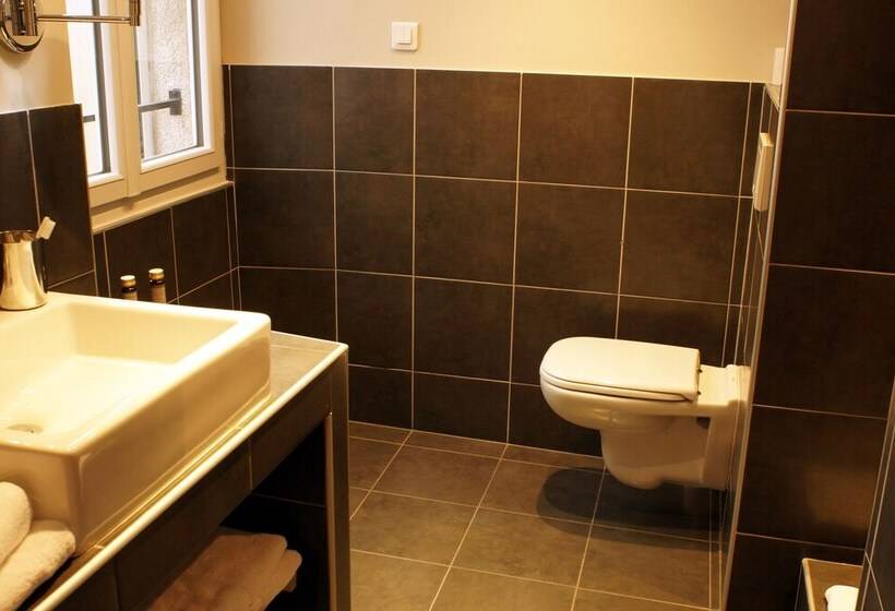 בית מלון כפרי Decoh Studio Dragon