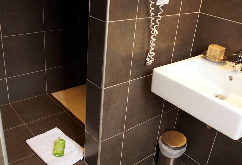 בית מלון כפרי Decoh Studio Dragon