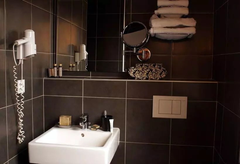 בית מלון כפרי Decoh Studio Dragon