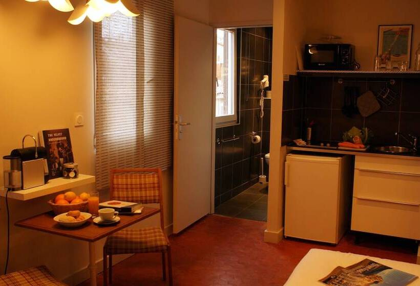 בית מלון כפרי Decoh Studio Dragon