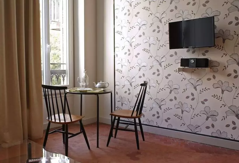 בית מלון כפרי Decoh Studio Dragon