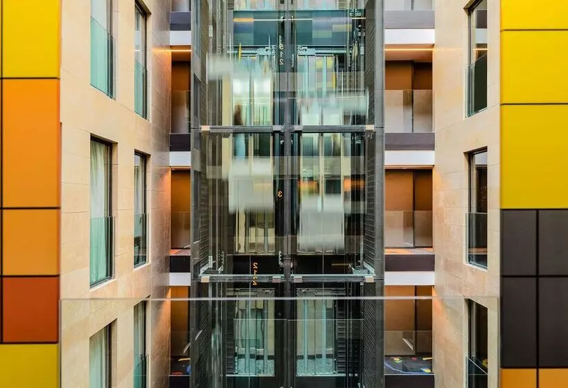 Отель H10 Art Gallery 4* Sup