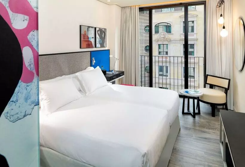 Отель H10 Art Gallery 4* Sup