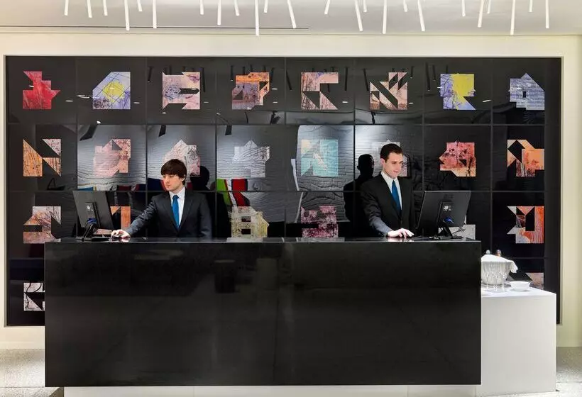 Отель H10 Art Gallery 4* Sup