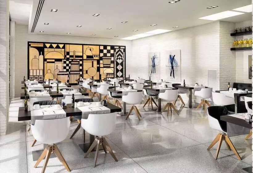 Отель H10 Art Gallery 4* Sup