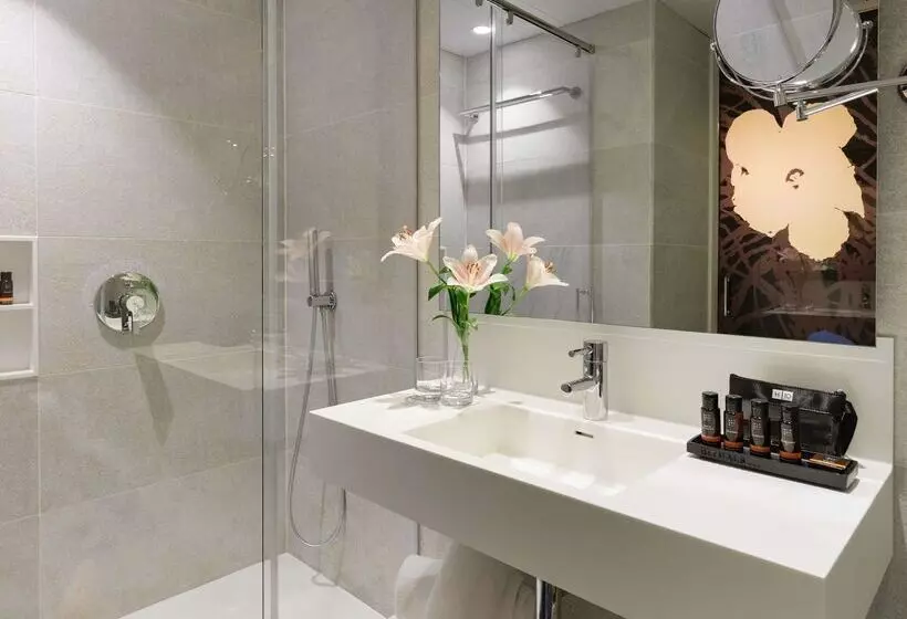 Отель H10 Art Gallery 4* Sup