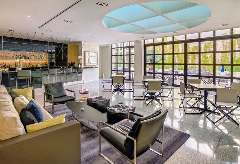 Отель H10 Art Gallery 4* Sup