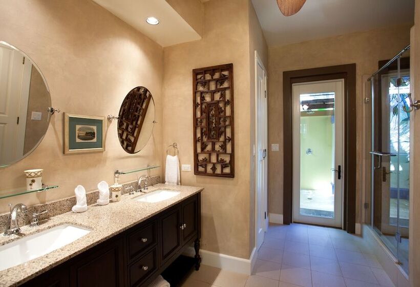 هتل Hermosa Cove Villa Resort & Suites