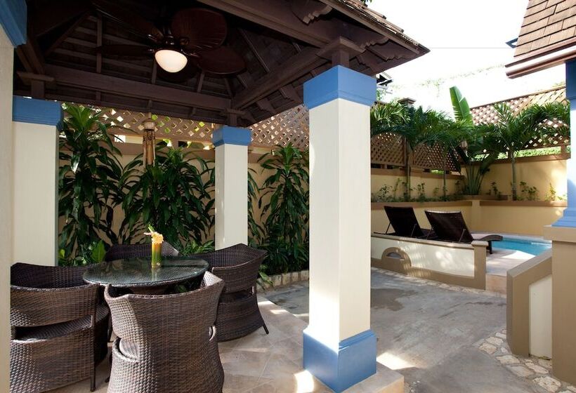 هتل Hermosa Cove Villa Resort & Suites