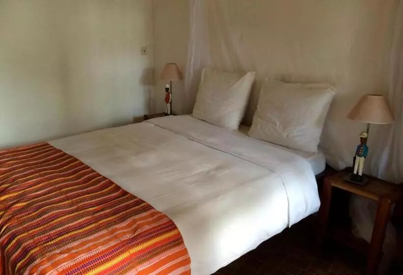 هتل Hôtel Kadiandoumagne