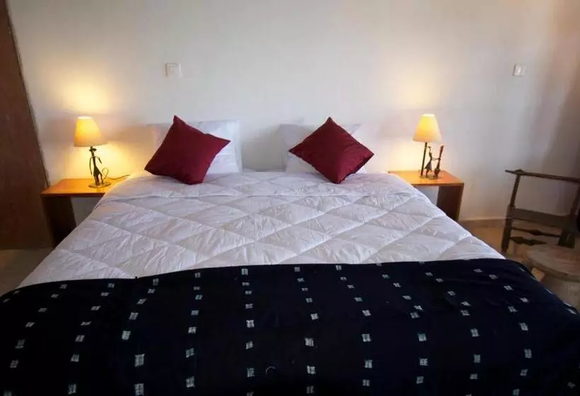 هتل Hôtel Kadiandoumagne