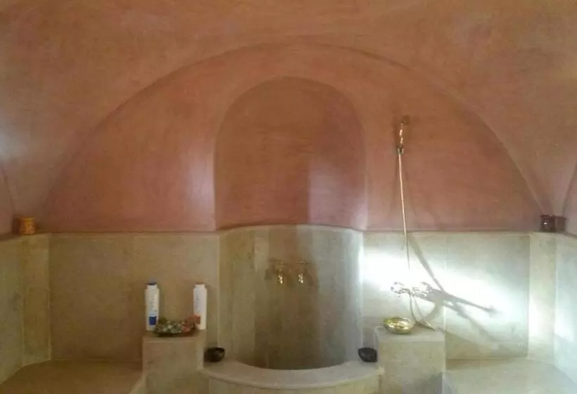 Hotel Kasbah Sirocco