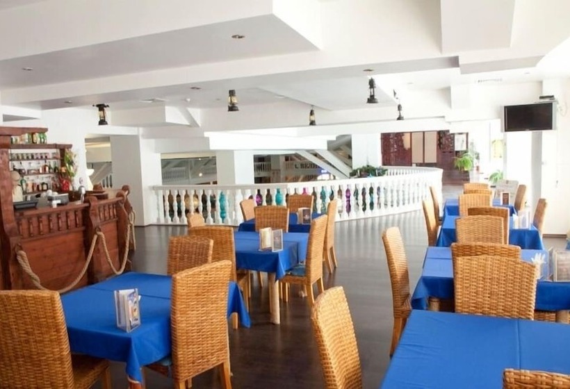 בית מלון כפרי Royal Sun Geneva