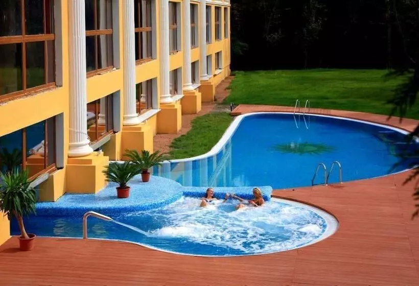 בית מלון כפרי Royal Sun Geneva