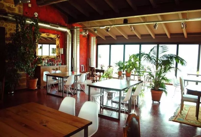 Kır Oteli El Lacayo De Sestiello