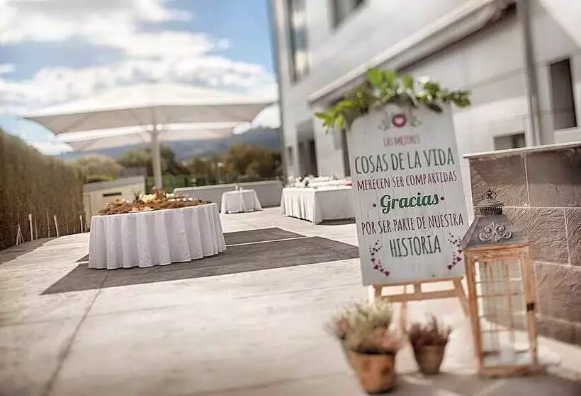 Отель Zalle Don Fernando