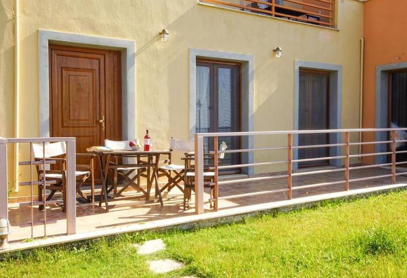 Molivos Sunset Apartments