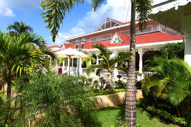 استراحتگاه Bahia Principe Luxury Bouganville - Adults Only - All Inclusive