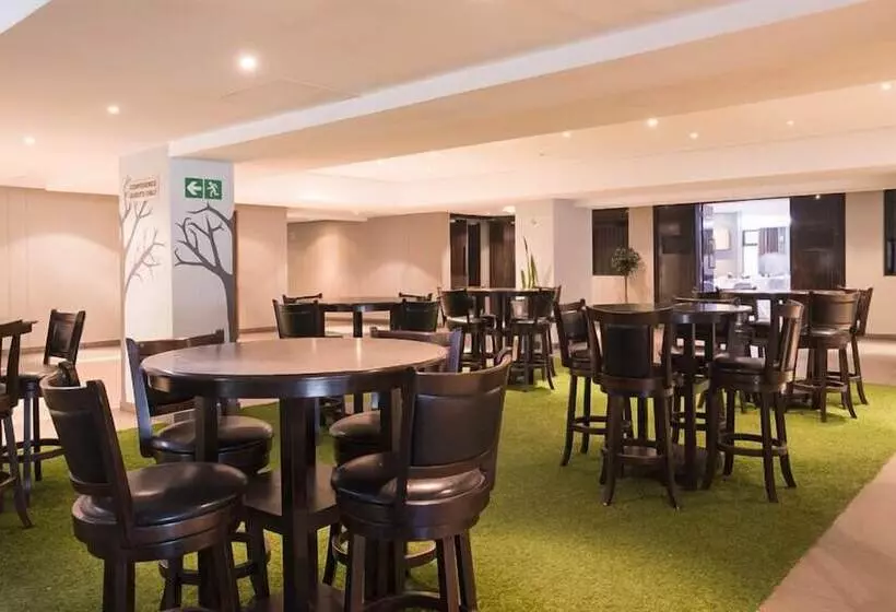 Urban Park Apartments & Hotel By Misty Blue