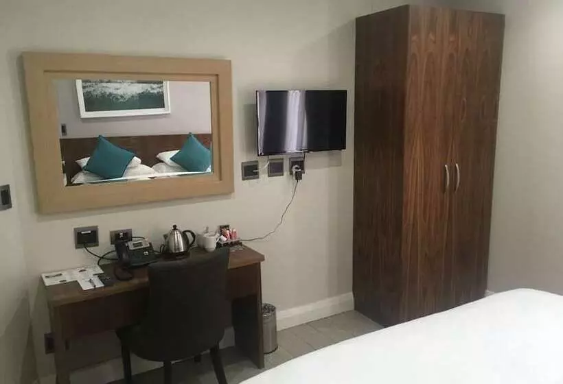 Urban Park Apartments & Hotel By Misty Blue