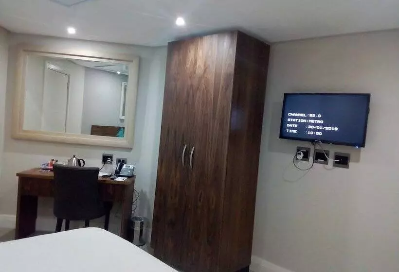 Urban Park Apartments & Hotel By Misty Blue