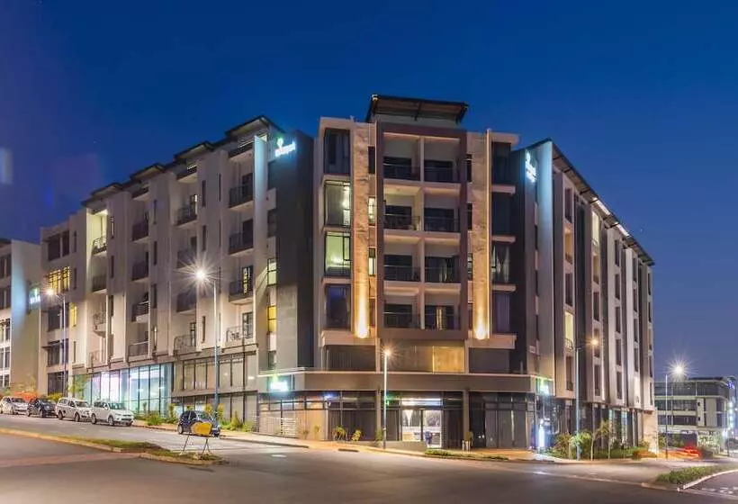 Urban Park Apartments & Hotel By Misty Blue