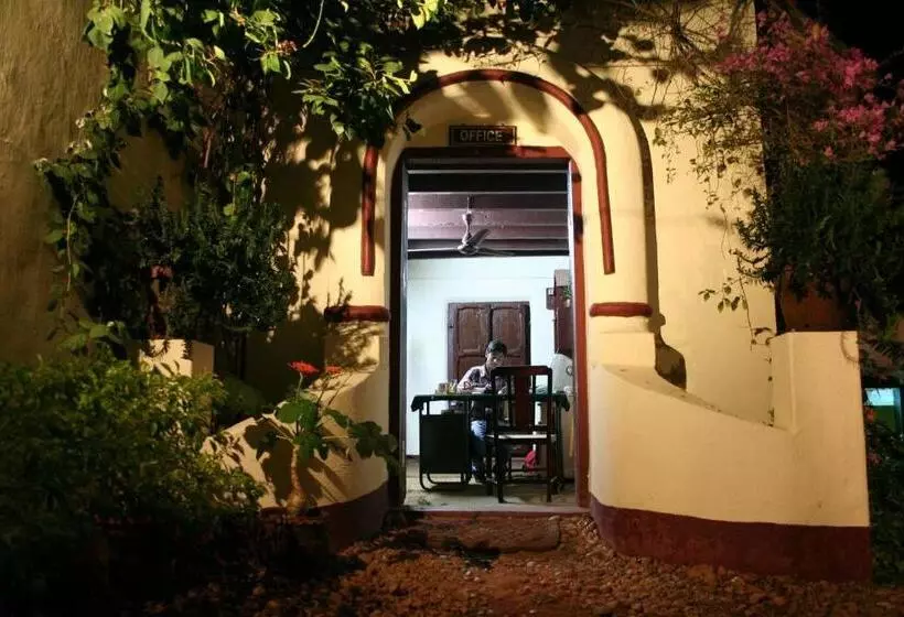 Aamiaismajoitus (B&B) Vrindavanam