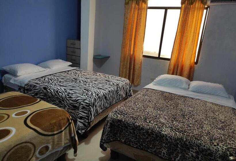 بنسيون Hostal Las Garzas Del Pelado