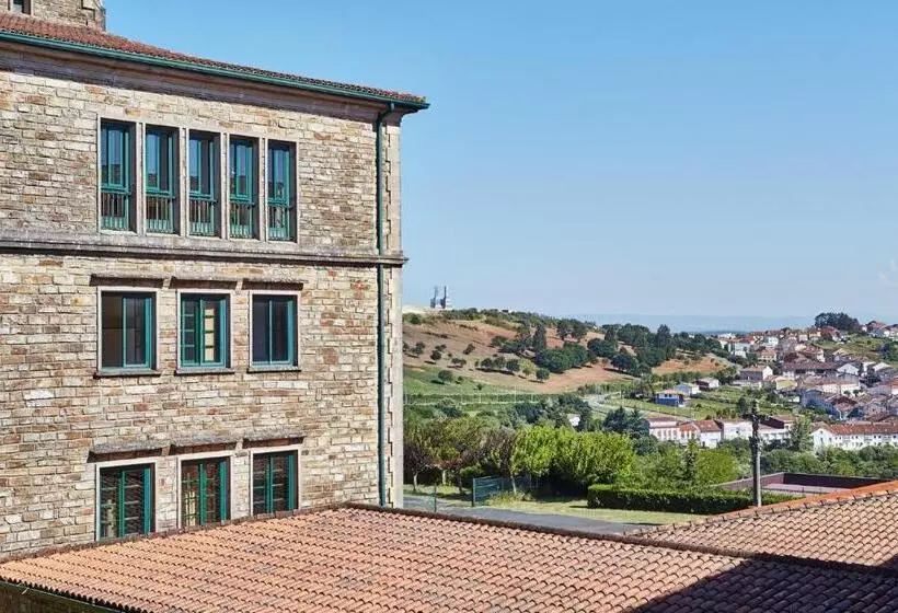 Albergue Seminario Menor   Hostel