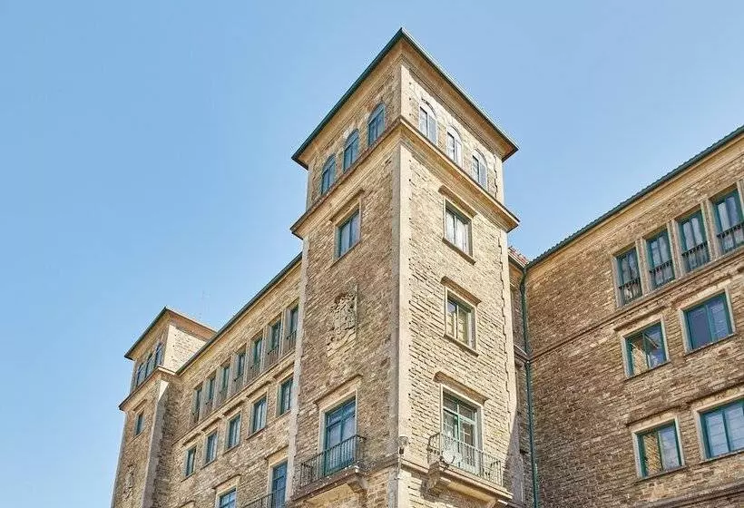 Albergue Seminario Menor   Hostel