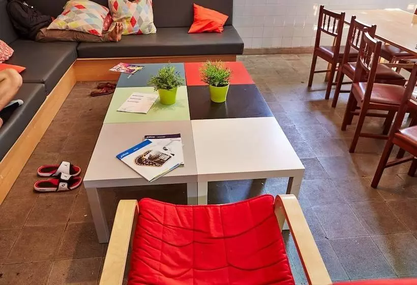 Albergue Seminario Menor   Hostel