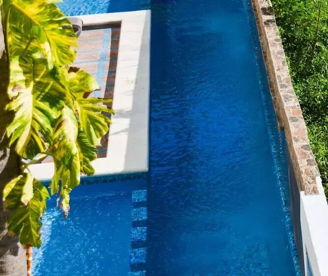 هتل Casa Melissa Near Yucatek Divers