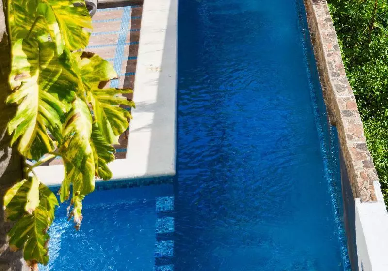 هتل Casa Melissa Near Yucatek Divers