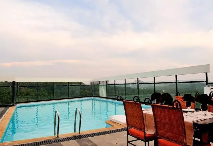 Отель Copper Folia