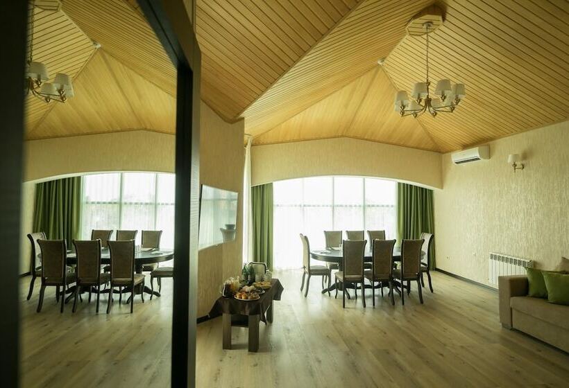 בית מלון כפרי Ekodom Sochi