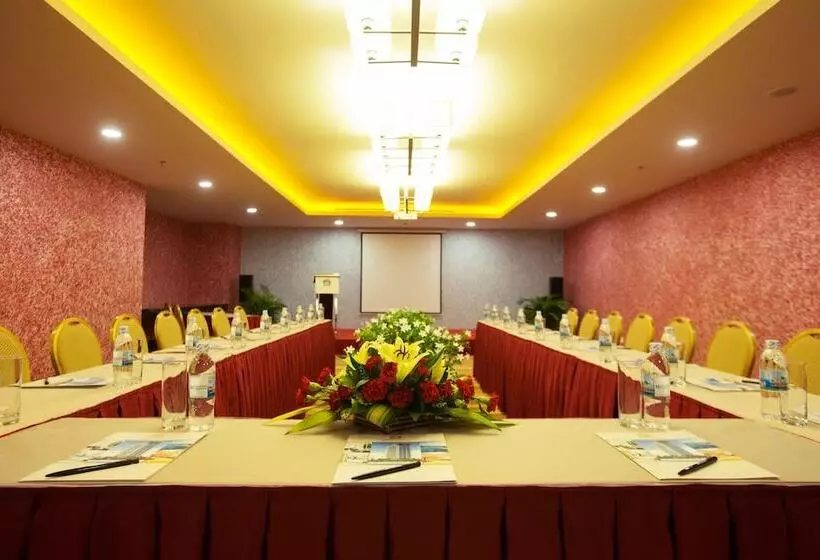 ホテル Havana Nha Trang