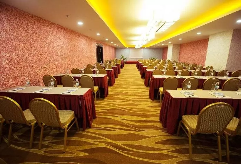 ホテル Havana Nha Trang