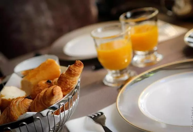 فندق La Cour Berbisey