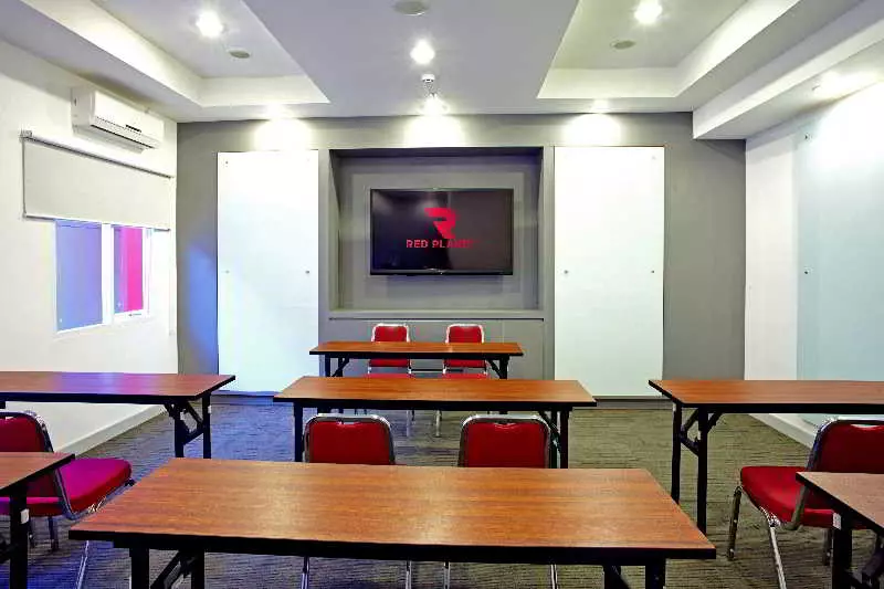 Monoloog Hotel Makassar