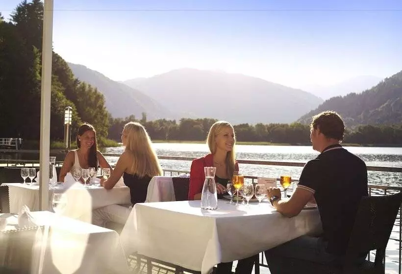 Отель Robinson Landskron