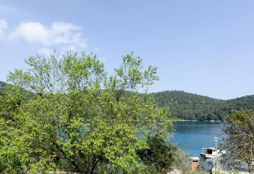 ホテル Rooms Karla