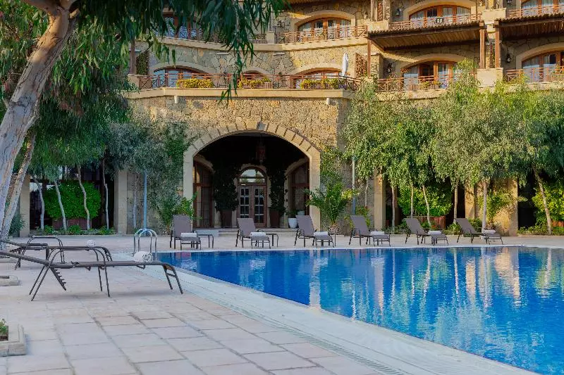 هتل Sapphire Marine