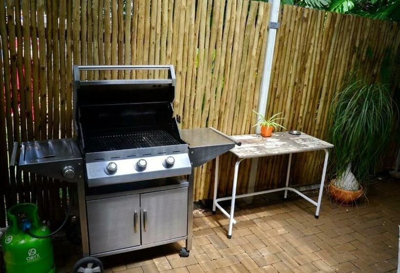 تختخواب و صبحانه Wiggill On Inn