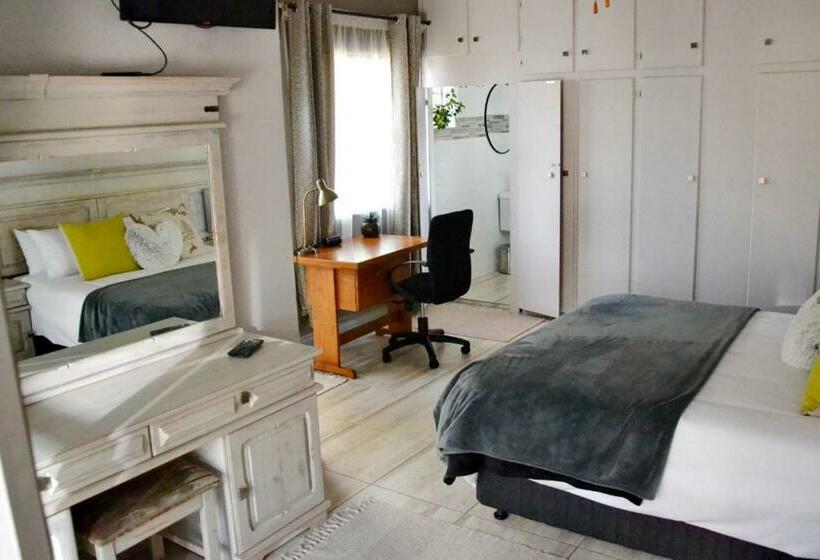 تختخواب و صبحانه Wiggill On Inn