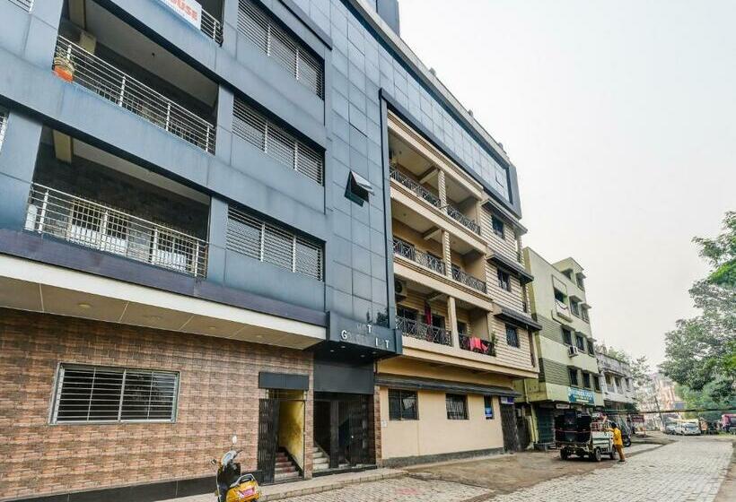 酒店 Oyo Townhouse 768 Golden Town House