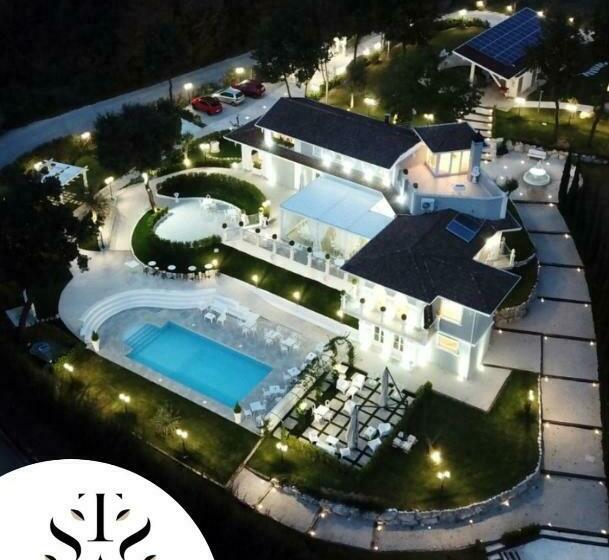 Отель Tenuta Santo Stefano Azienda Agrituristica