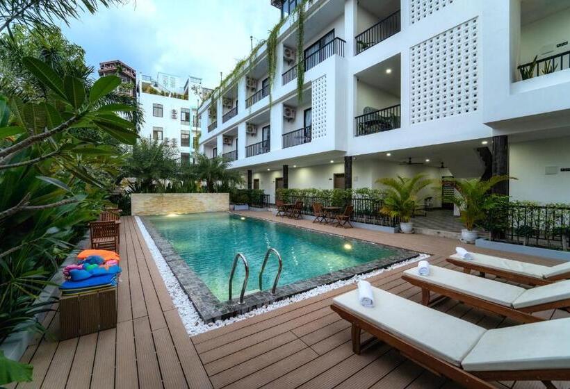 Отель Lh Residence 752