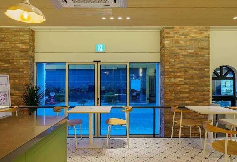 בית מלון כפרי Gumi Time