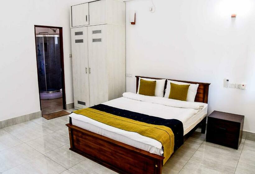 호텔 Velmarie 10 Days Beginners Ayurveda Course